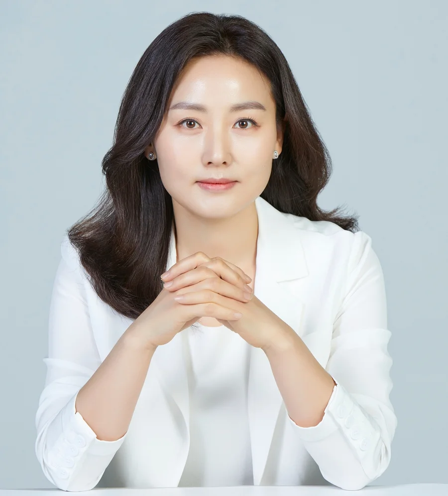 최보라 임원 프로필 사진